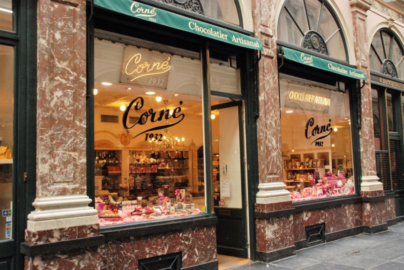 ecommerce-LA CROIX SUR ROUDOULE-min_chocolate_chocolaterie_shop_luxury_chic_gallery_brussels_belgium-558146